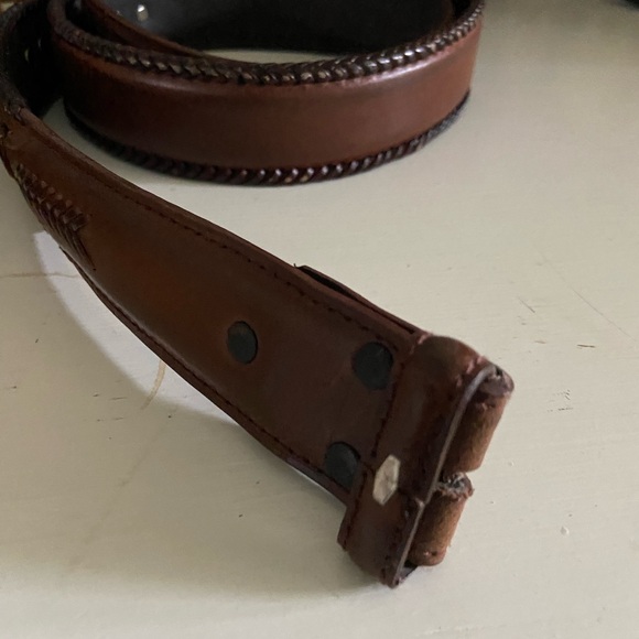 Wrangler - Picture 2 of 6